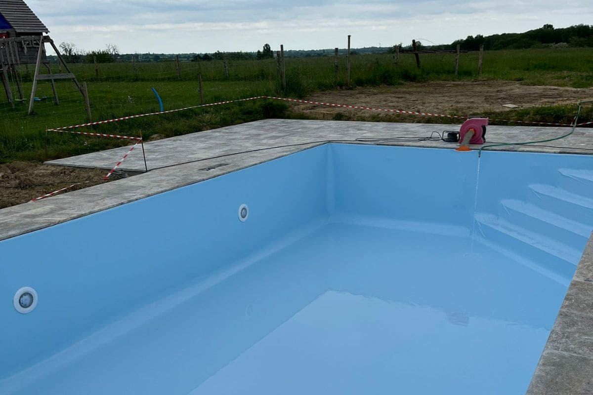 liner_de_piscine_bleu